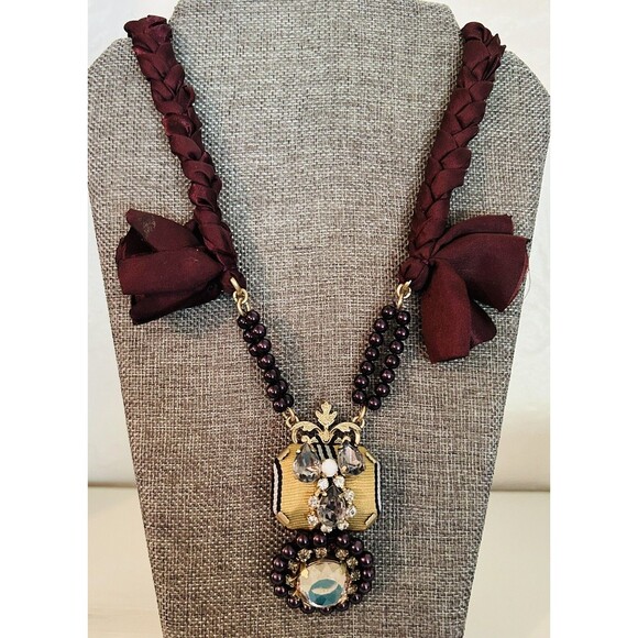 Ann Taylor Loft Statement Hand Made Fabric Chain Necklace Maroon Gold Crystal - Picture 1 of 3